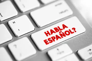 Computer keyboard highlighting Spanish language communication and digital learning.